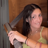 Air straightener with three heat levels from 80 to 140 degrees Celsius