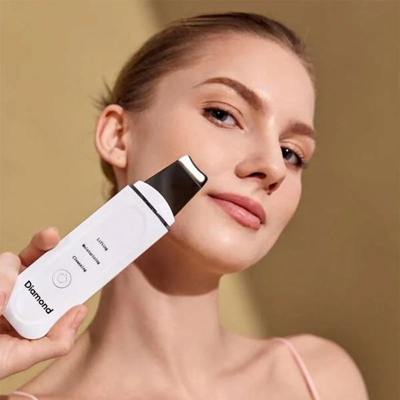 Ultrasonic facial cleanser UK for removing surface impurities and excess oil